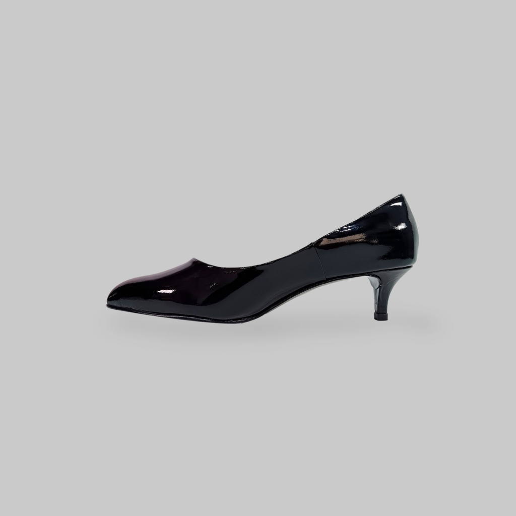 Regina 50 - negro charol
